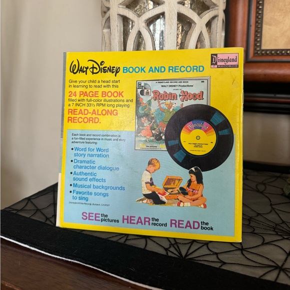1977 Vintage Disneyland Walt Disney The Rescuers Book & Record - Picture 4 of 4